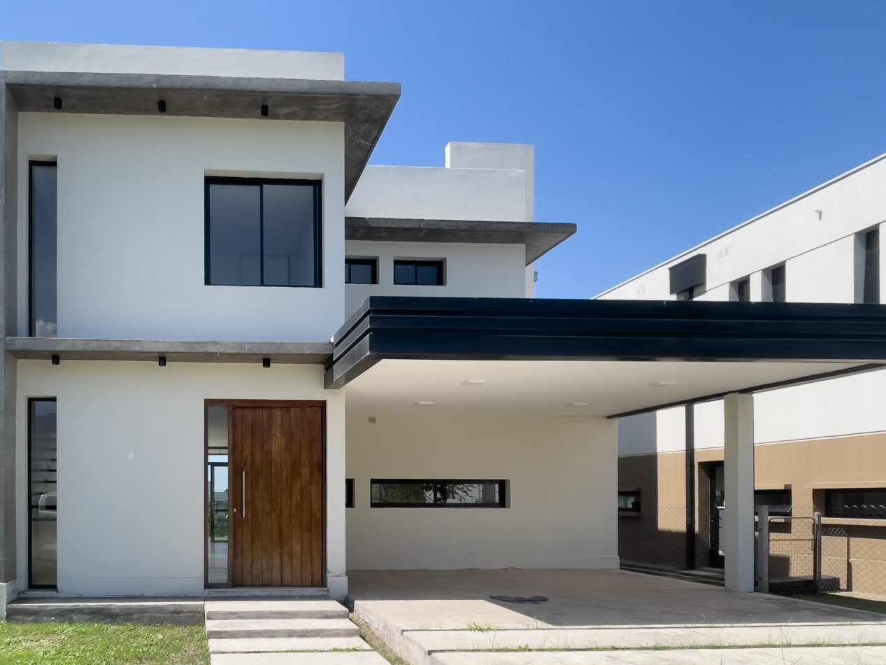 CASA EN VENTA THE POINT COUNTRY - LOTE CENTRAL