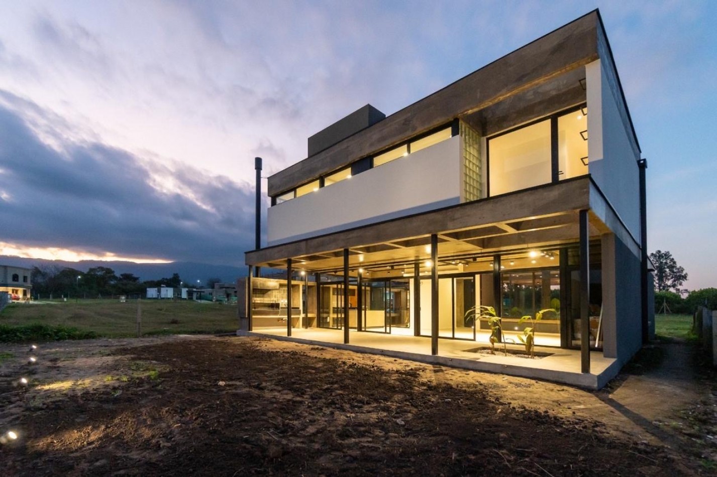 CASA EN VENTA ALTO VERDE III - ZONA PERON