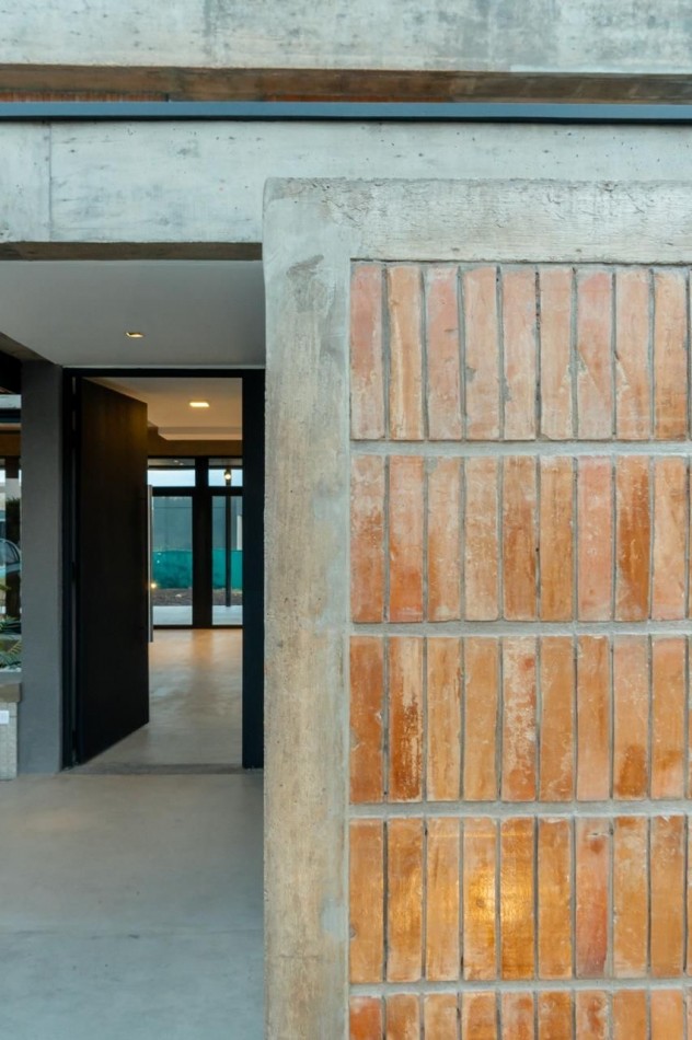CASA EN VENTA ALTO VERDE III - ZONA PERON