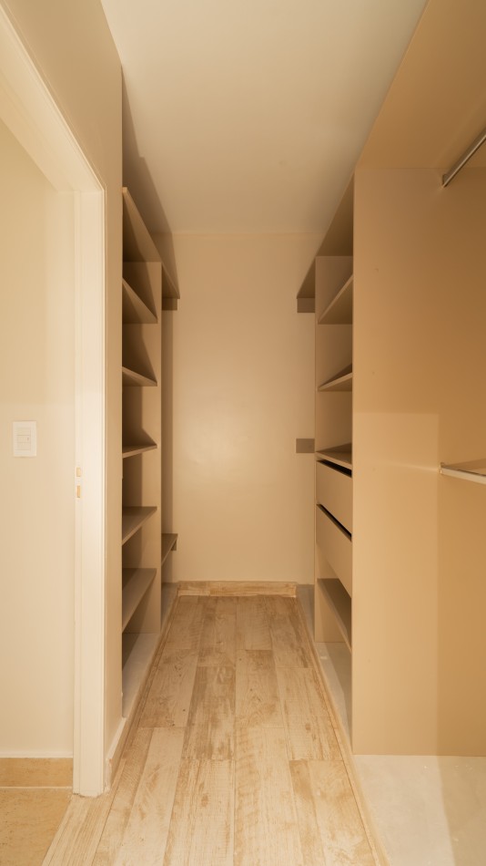 Casa Premium en Santa Barbara Hills - 4 Dorm en una Planta - Lote Central