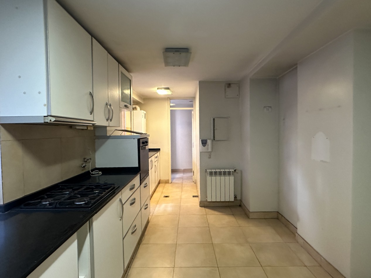 VENTA Departamento 3 Dormitorios + Estudio CON COCHERA - Muñecas 754 - 220m2 CON