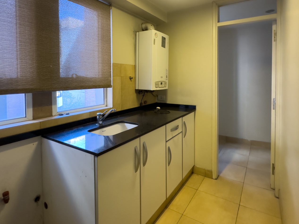 VENTA Departamento 3 Dormitorios + Estudio CON COCHERA - Muñecas 754 - 220m2 CON