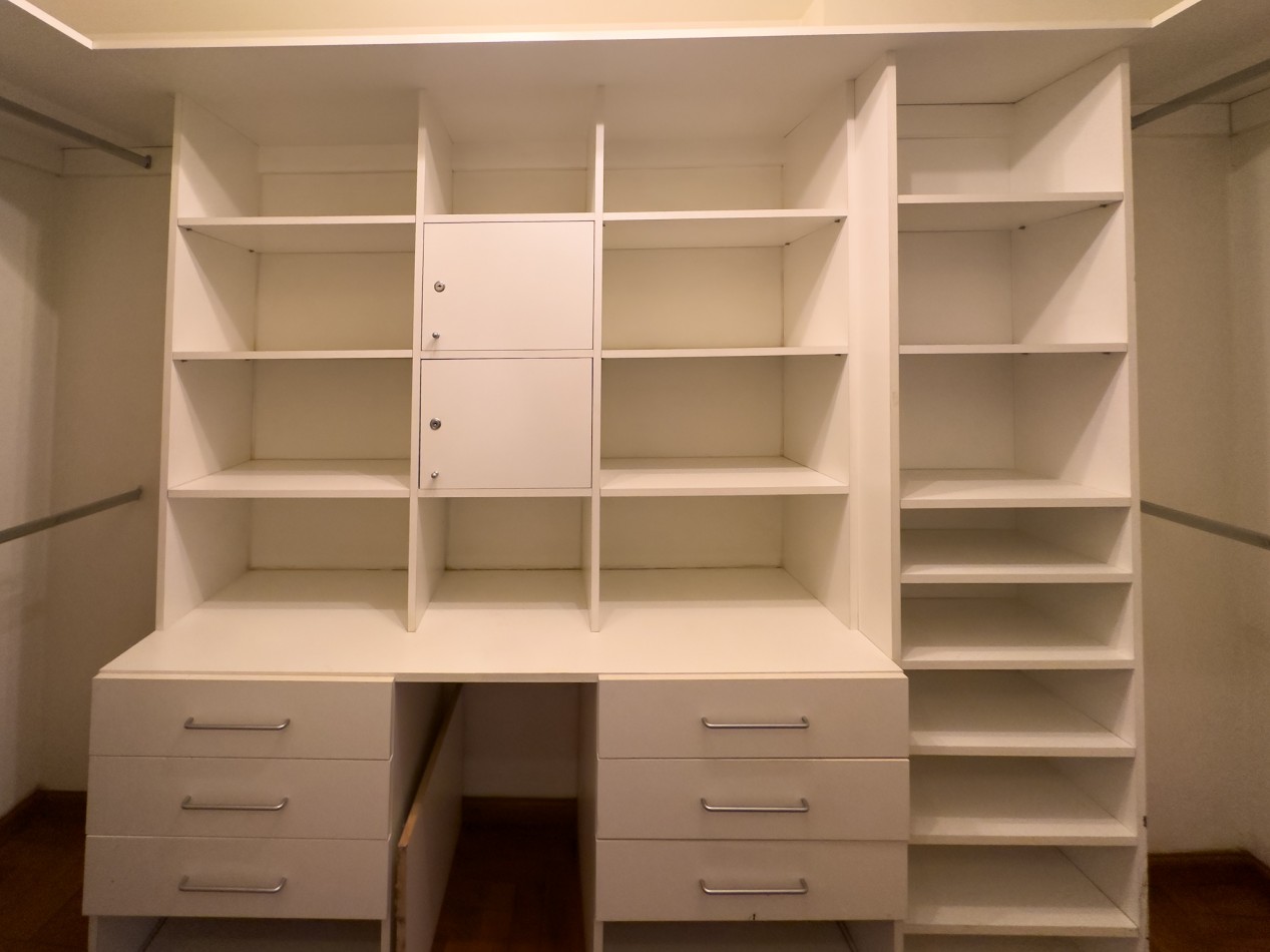 VENTA Departamento 3 Dormitorios + Estudio CON COCHERA - Muñecas 754 - 220m2 CON