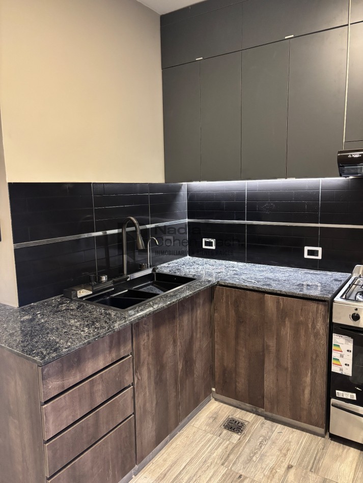 Departamento en Venta con Jardin , Asador y Pileta Propios - Barrio Norte