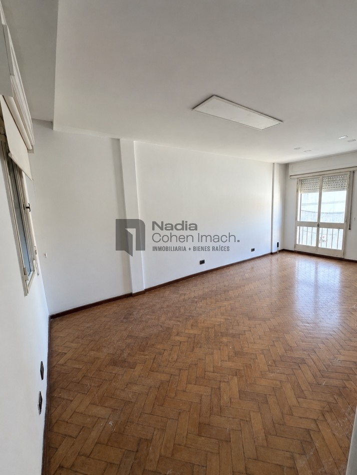 Departamento 2 Dormitorios + estudio en Alquiler - Barrio Norte 