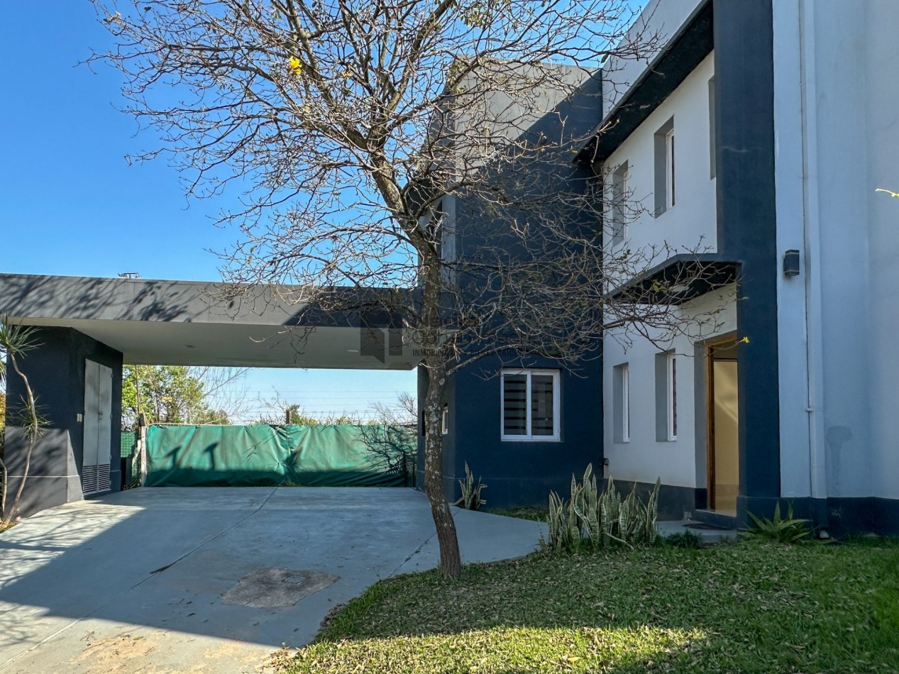 Casa 4 dormitorios en Venta - Plaza Peru 