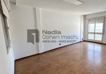 Departamento 2 Dormitorios + estudio en Alquiler - Barrio Norte 
