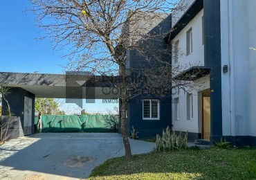Casa 4 dormitorios en Venta - Plaza Peru 